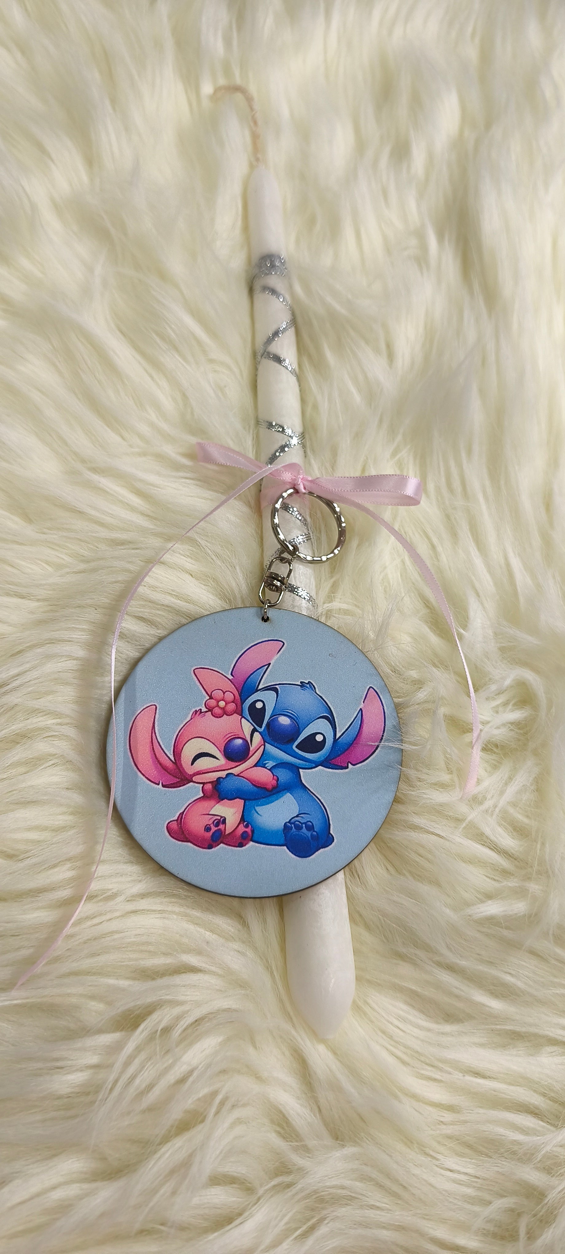 Πασχαλινή Λαμπάδα με Μπρελόκ Stitch & Angel