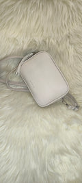 Maxfly Off-White Single-Zip Camera Bag – Chic Κρεμ Τσάντα Χιαστί