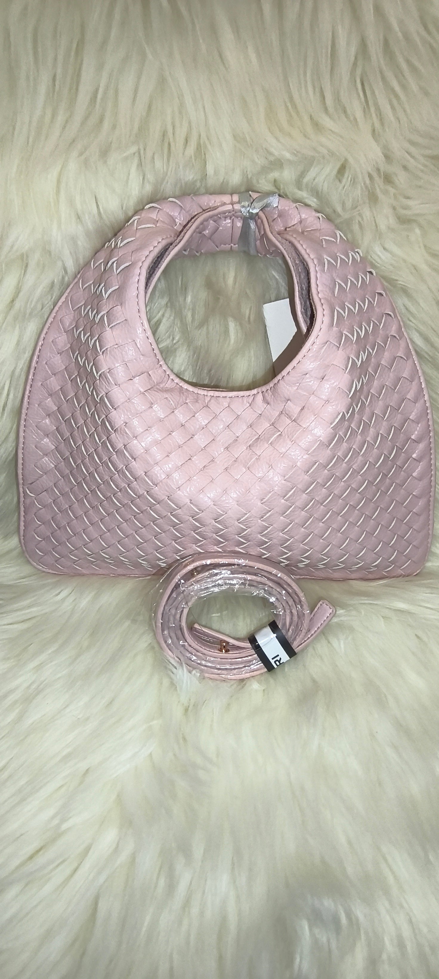 Pelle Intrecciata Woven Tote – Τσάντα Χειρός σε Παστέλ Ροζ με Πλεκτό Σχεδιασμό